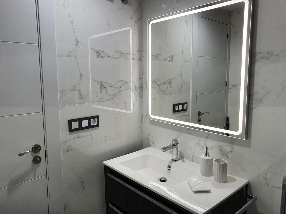 Ordono II Suites Con Aire Acondicionado Y Wifi León Extérieur photo