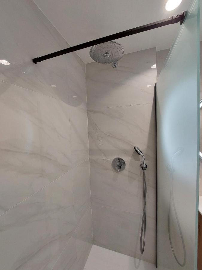 Ordono II Suites Con Aire Acondicionado Y Wifi León Extérieur photo